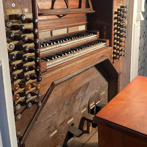 Órgão da Igreja do Mosteiro de Lorvão, consola