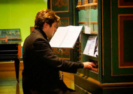 Daniel Oliveira, organista, de Alenquer