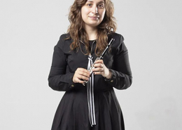 Gabrielle Silva, flautista, de Amares