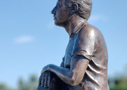 Busto de Adriano Correia de Oliveira em Avintes