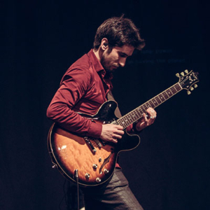 Mauro Ribeiro, guitarrista de Condeixa-a-Nova