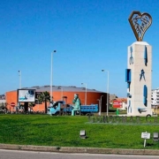 Gondomar e a sua música Monumento ao ourives e Multiusos de Gondomar, créditos Zimpit